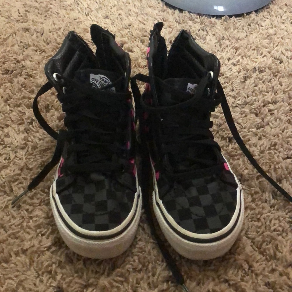 Girls Vans high top skate shoes
